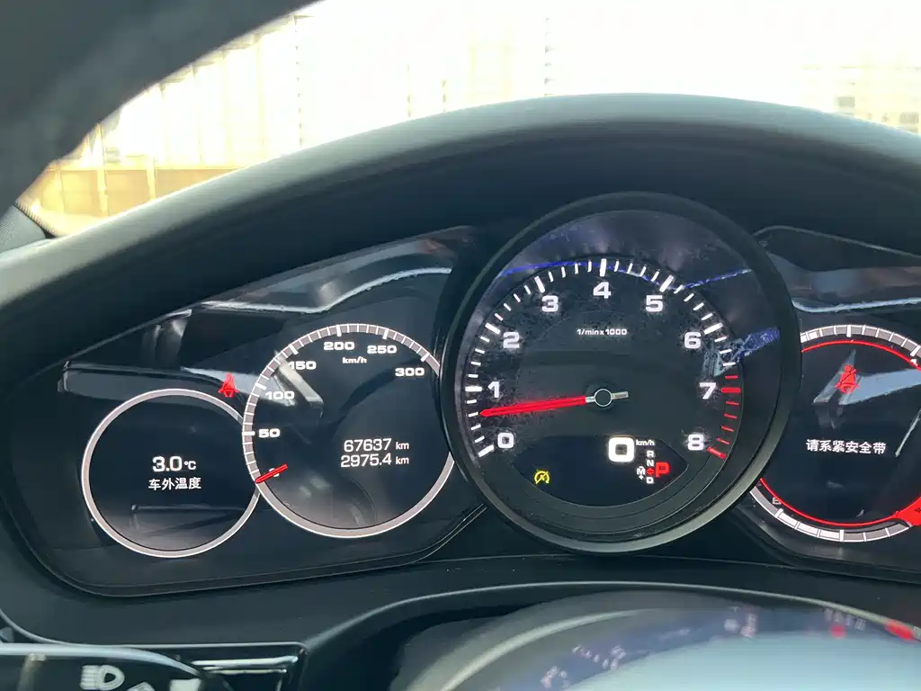 Porsche Panamera 2019 — фото 21