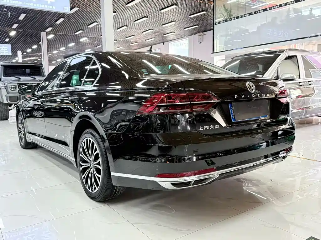 Volkswagen Phideon 2018 — фото 7