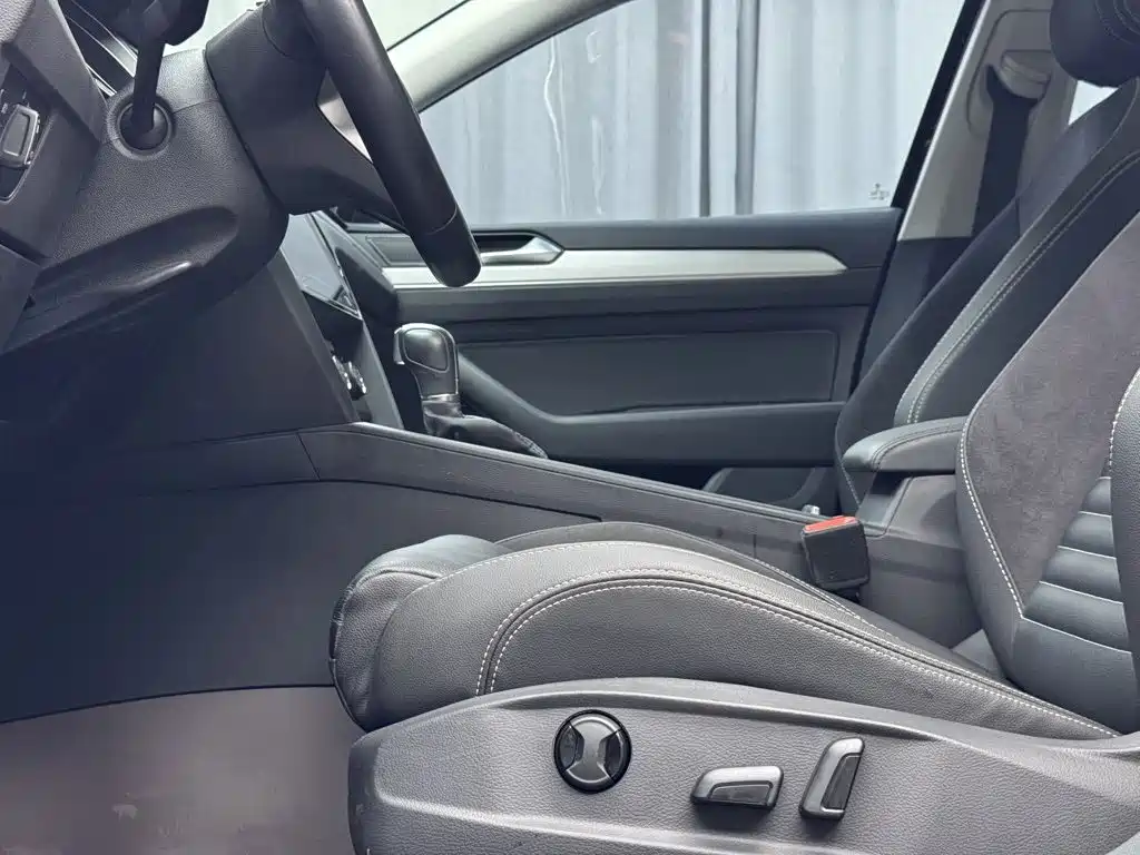 Volkswagen Magotan 2022
