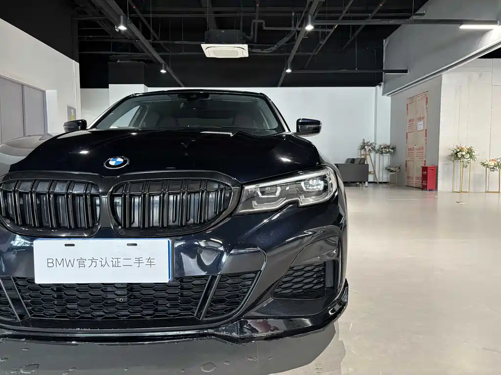 BMW 3 Series 2021