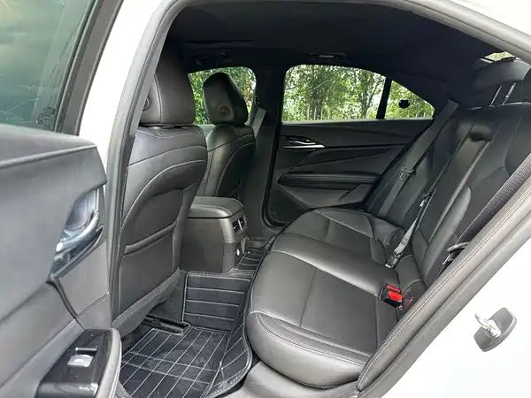 Cadillac CT4 2021