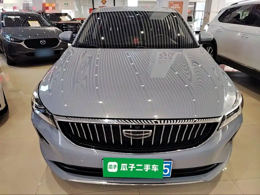 Geely Emgrand 2023