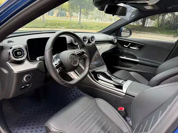 Mercedes-Benz C-Class 2022