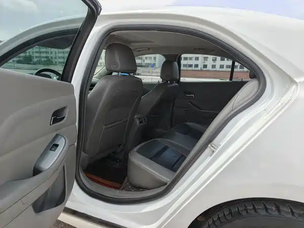 Chevrolet Malibu 2012