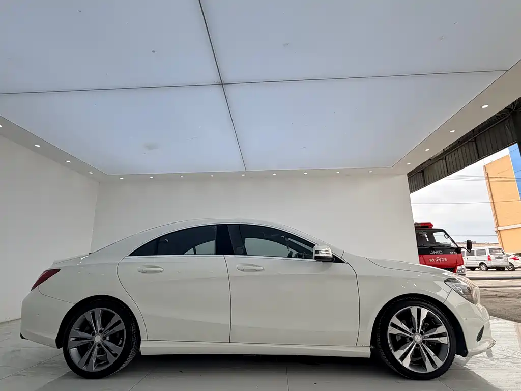 Mercedes-Benz CLA 2016 — фото 16