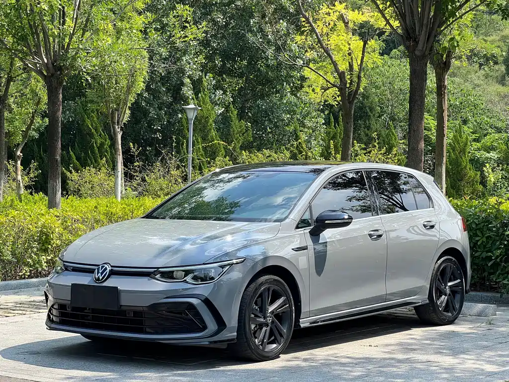 Volkswagen Golf 2022