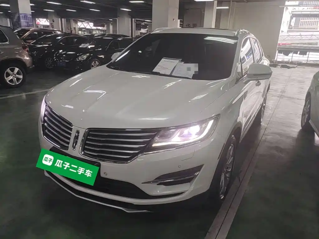 Lincoln MKC 2019 — фото 1