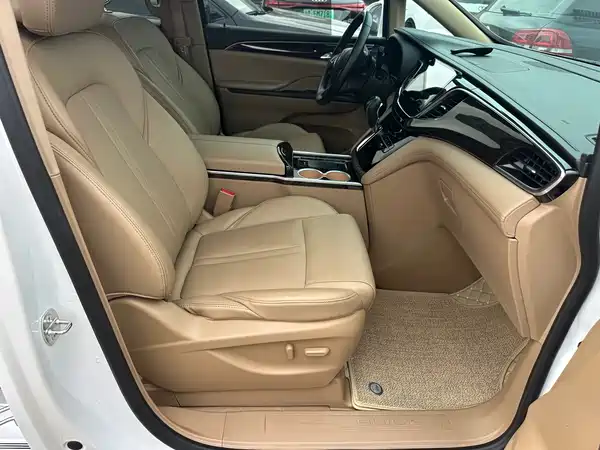 Buick GL8 2020