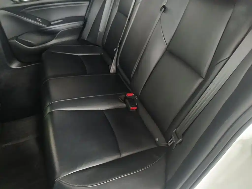 Honda Accord 2021 — фото 17