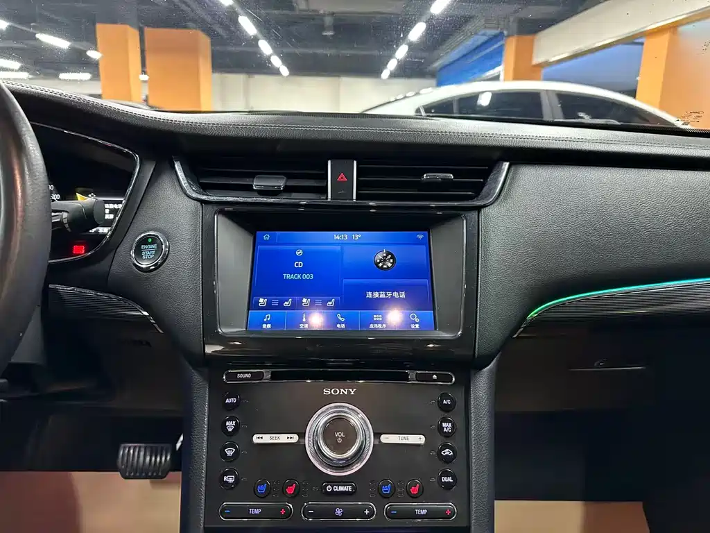 Ford Taurus 2019 — фото 12