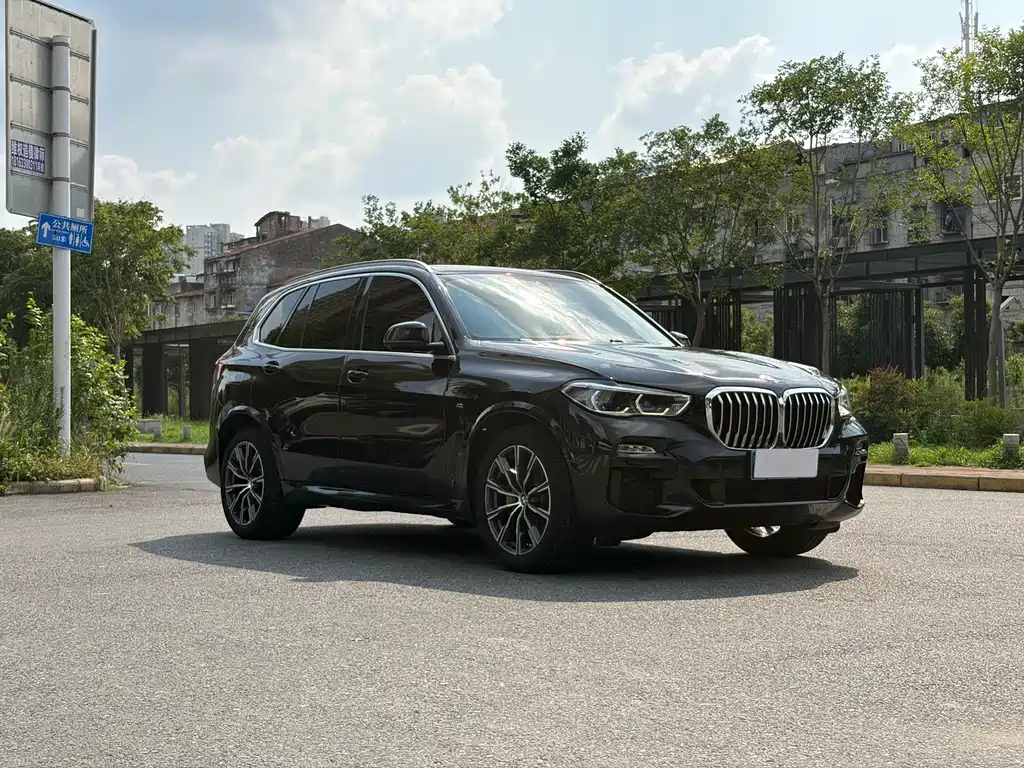 BMW X5 2021 — фото 3