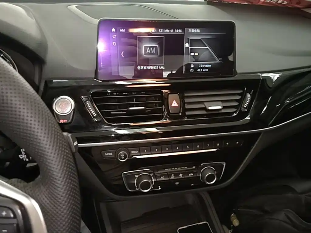 BMW 1 Series 2021 — фото 13