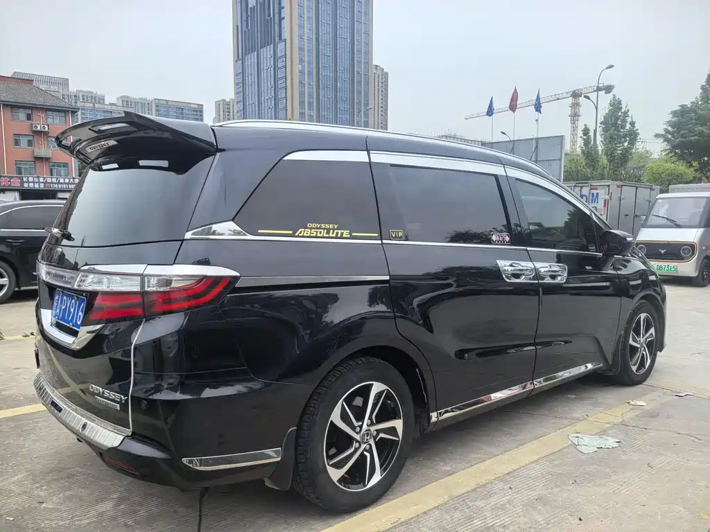 Honda Odyssey 2018 — фото 4