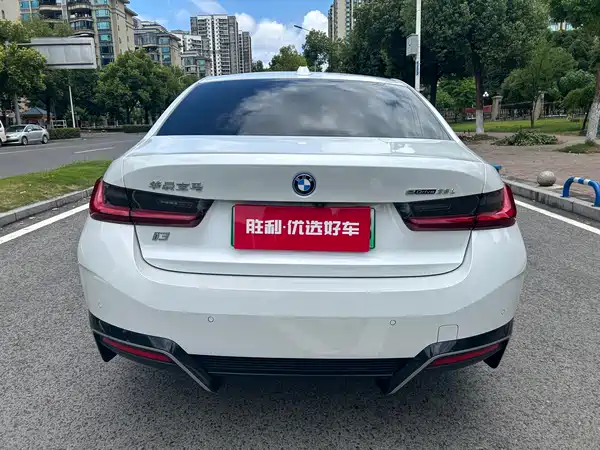 BMW i3 2022