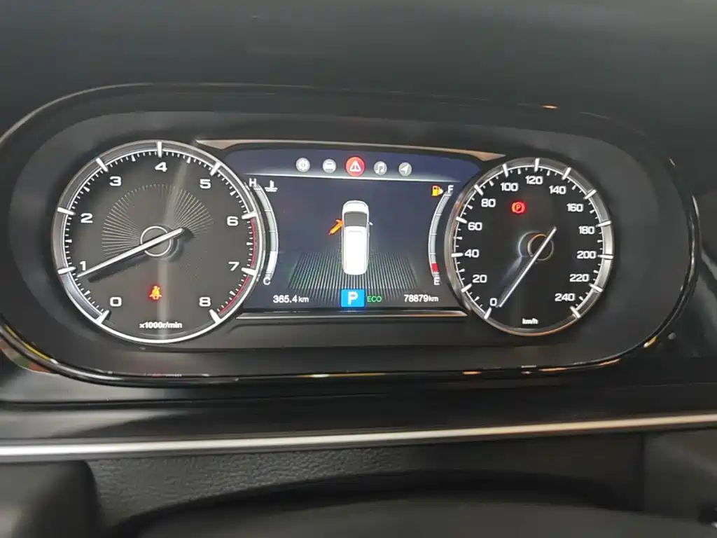 GAC Trumpchi M6 2020 — фото 12