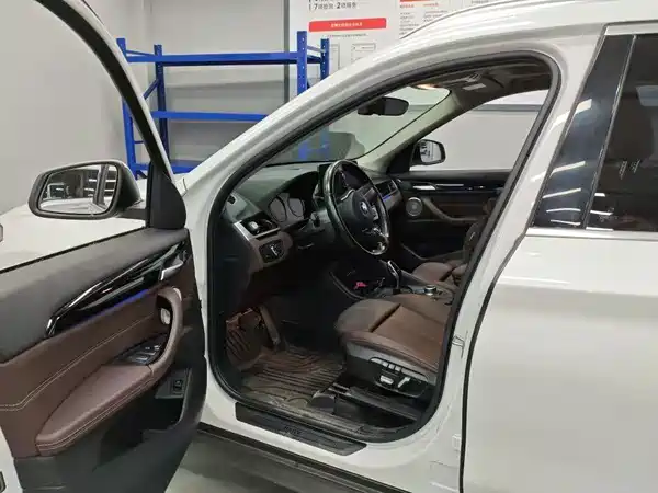 BMW X1 2021