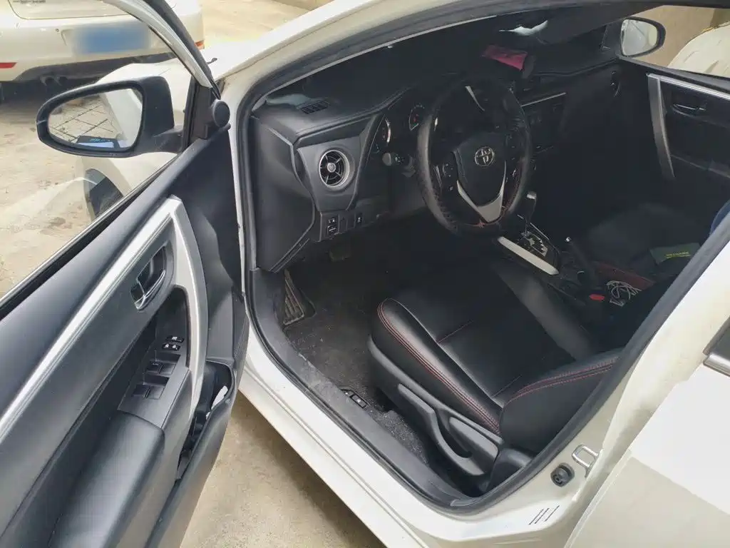 Toyota Corolla 2019 — фото 14