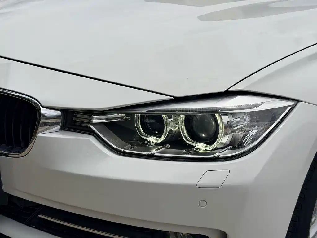 BMW 3 Series 2015