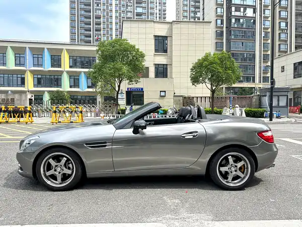 Mercedes-Benz SLK-Class 2012