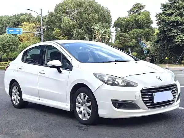 Peugeot 308 2014