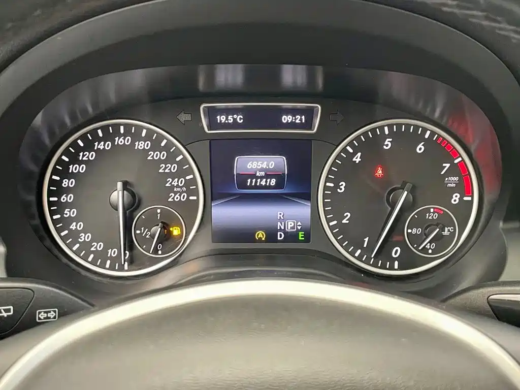 Mercedes-Benz A-Class 2015 — фото 14