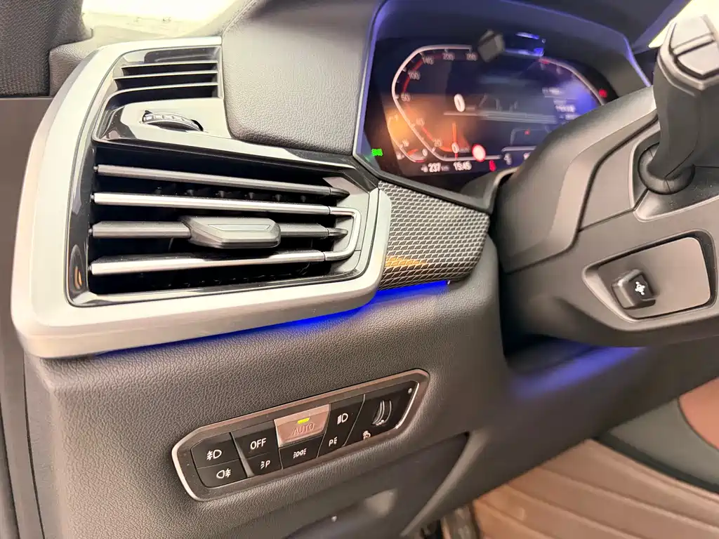 BMW X6 2021 — фото 17