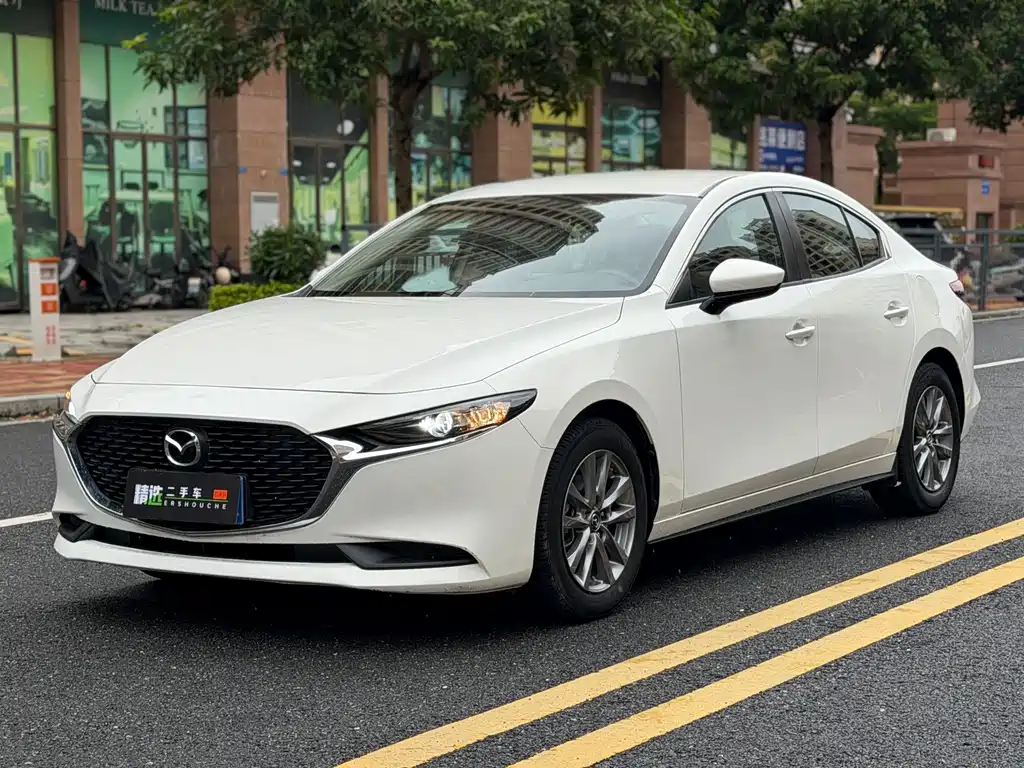 Mazda 3 Axela 2021