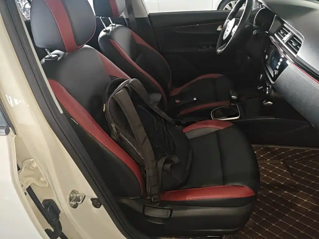 Kia KX CROSS 2017 — фото 25