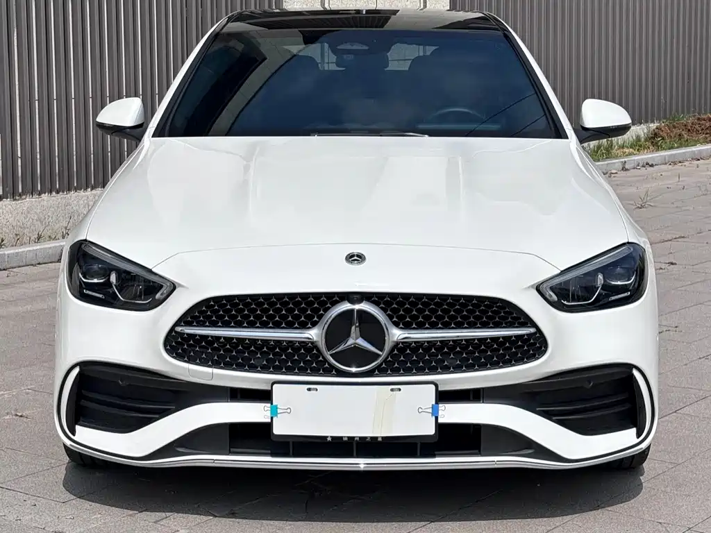Mercedes-Benz C-Class 2023 — фото 2