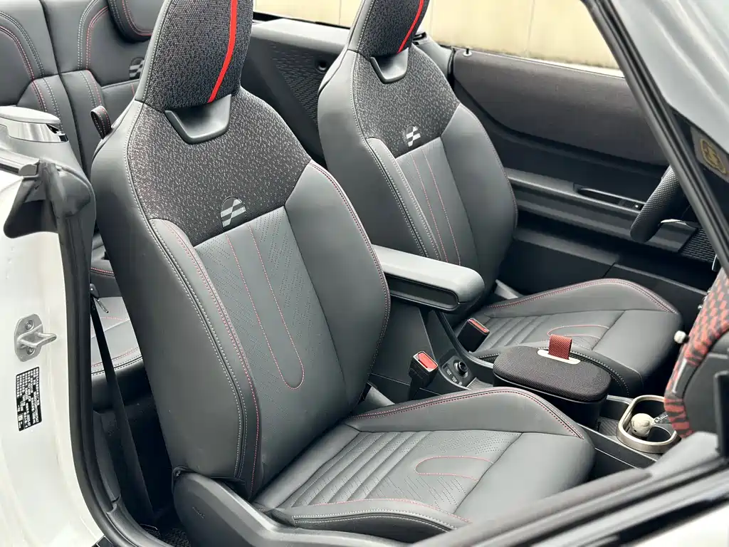 MINI JCW 2026 — фото 18