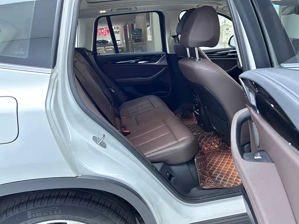 BMW X3 2020 — фото 11