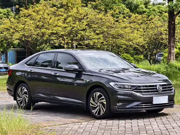 Volkswagen Sagitar 2022