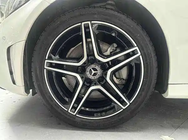 Mercedes-Benz C-Class 2021