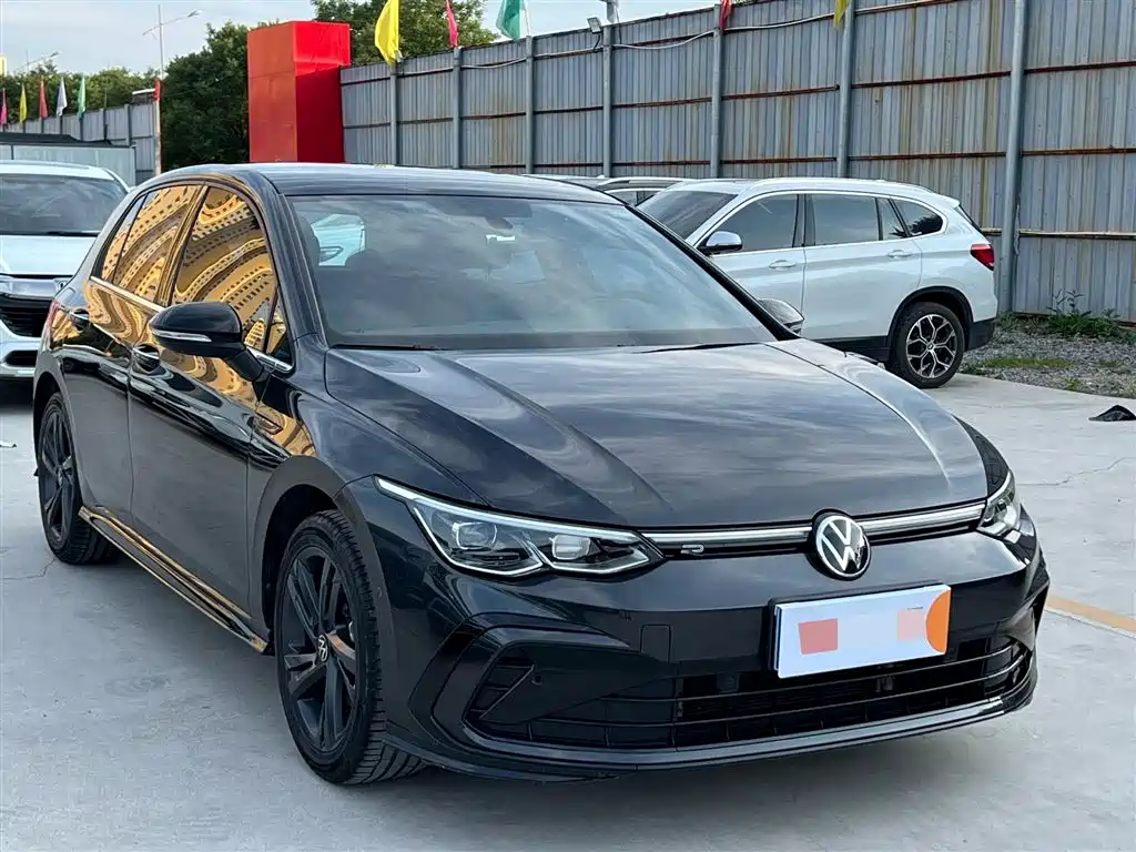 Volkswagen Golf 2023