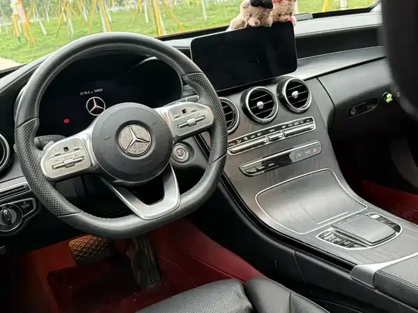 Mercedes-Benz C-Class 2020