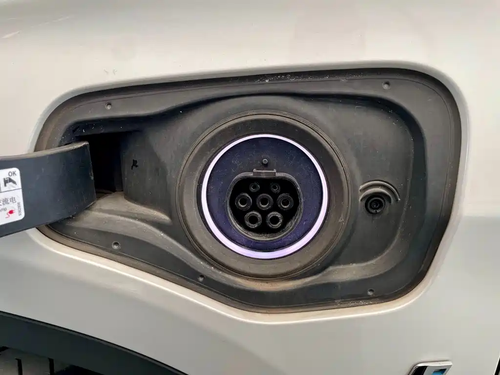 BMW X1 New Energy 2018 — фото 18