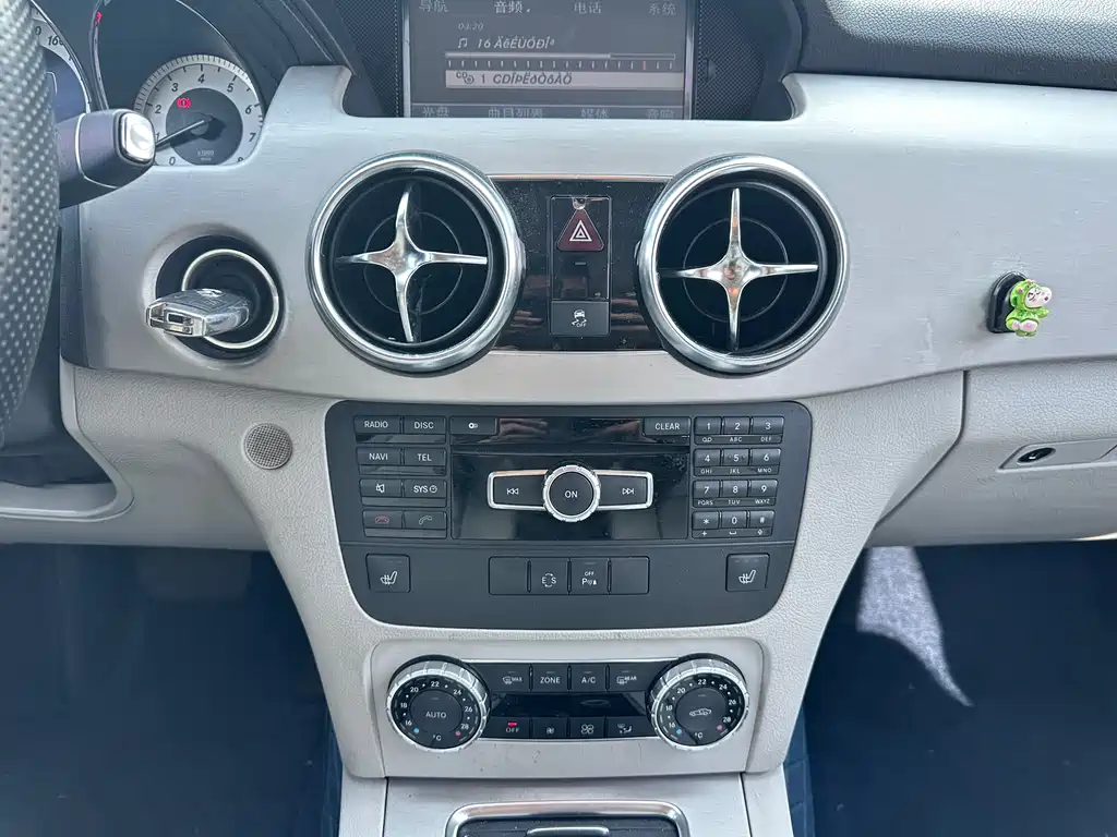 Mercedes-Benz GLK-Class 2013 — фото 9