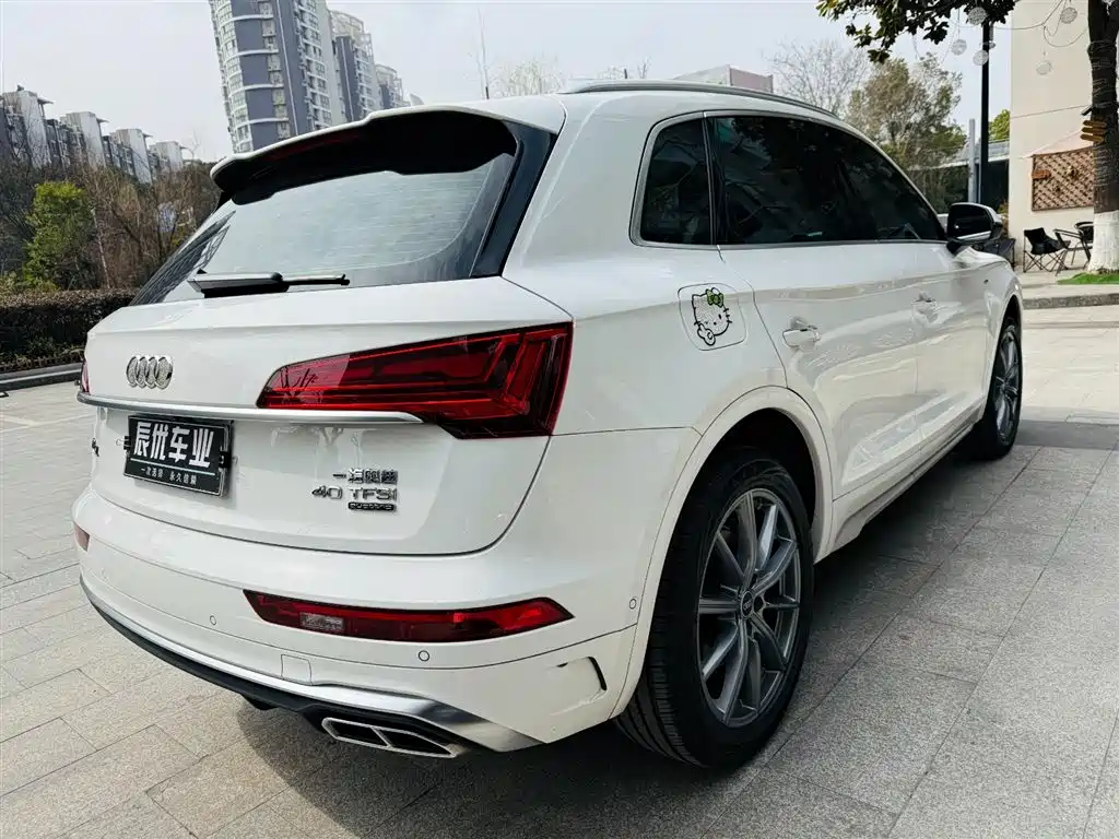 Audi Q5L 2022 — фото 4