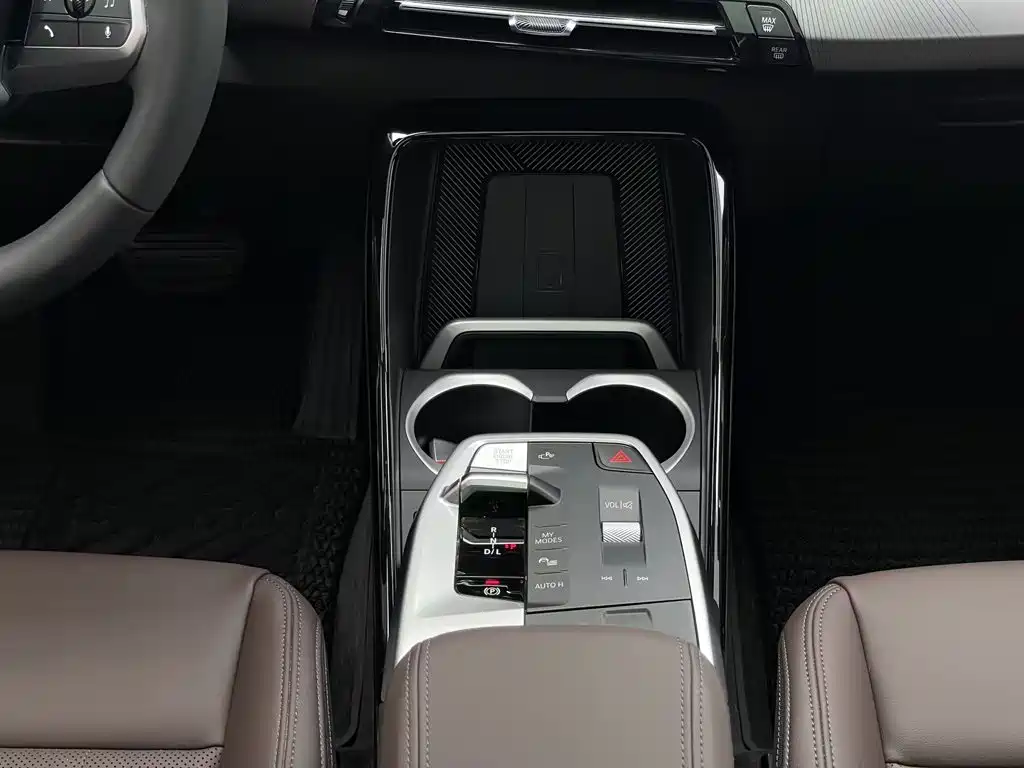 BMW X1 2023 — фото 11