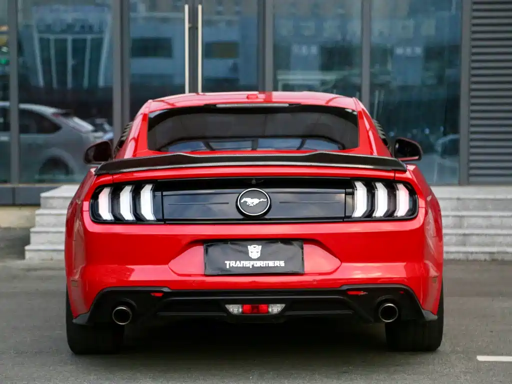 Ford Mustang 2021 — фото 8