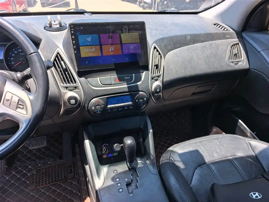 Hyundai ix35 2016 — фото 12