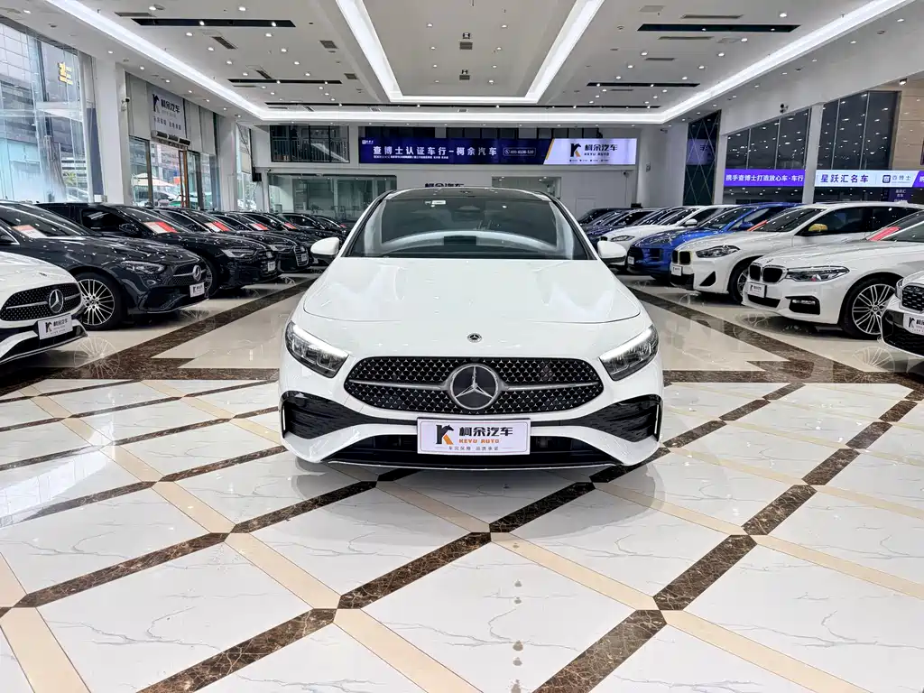 Mercedes-Benz A-Class 2023 — фото 3