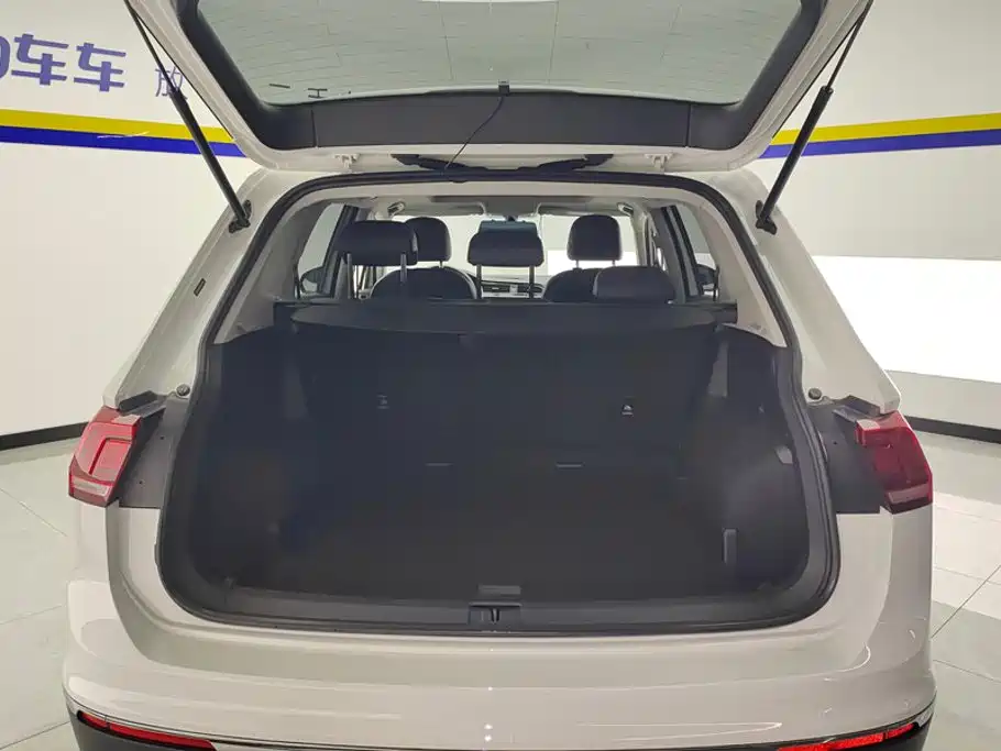 Volkswagen Tiguan L 2021