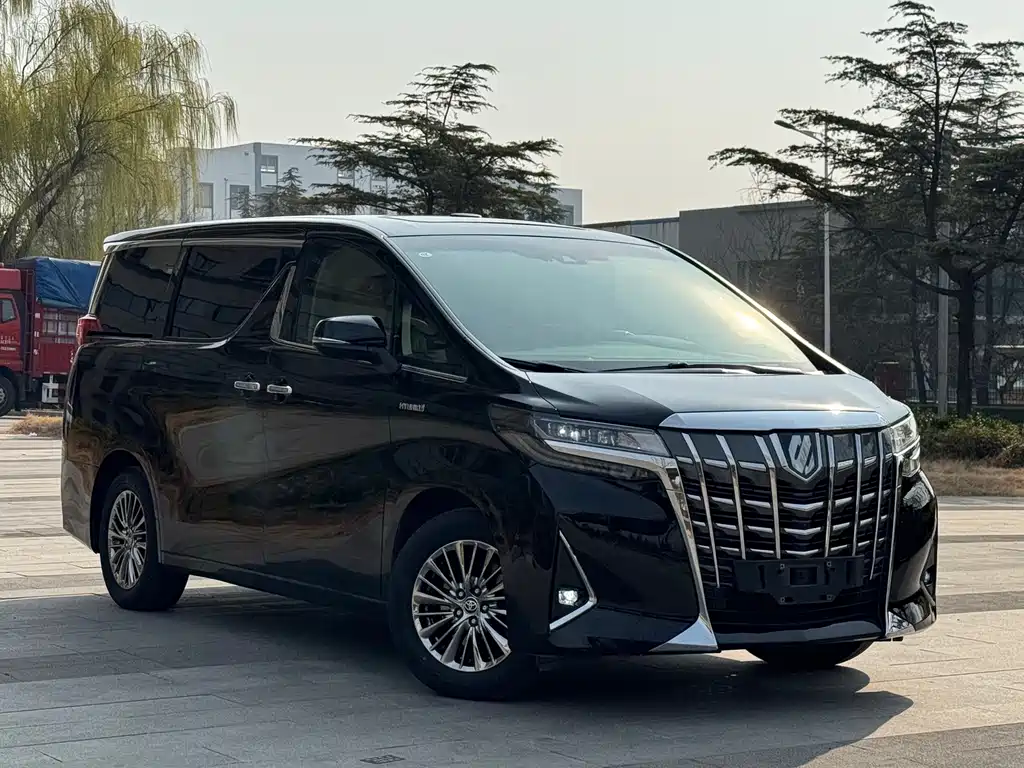 Toyota Alphard 2020 — фото 3