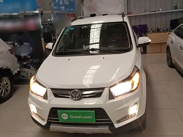 BAIC Huansu S3 2015