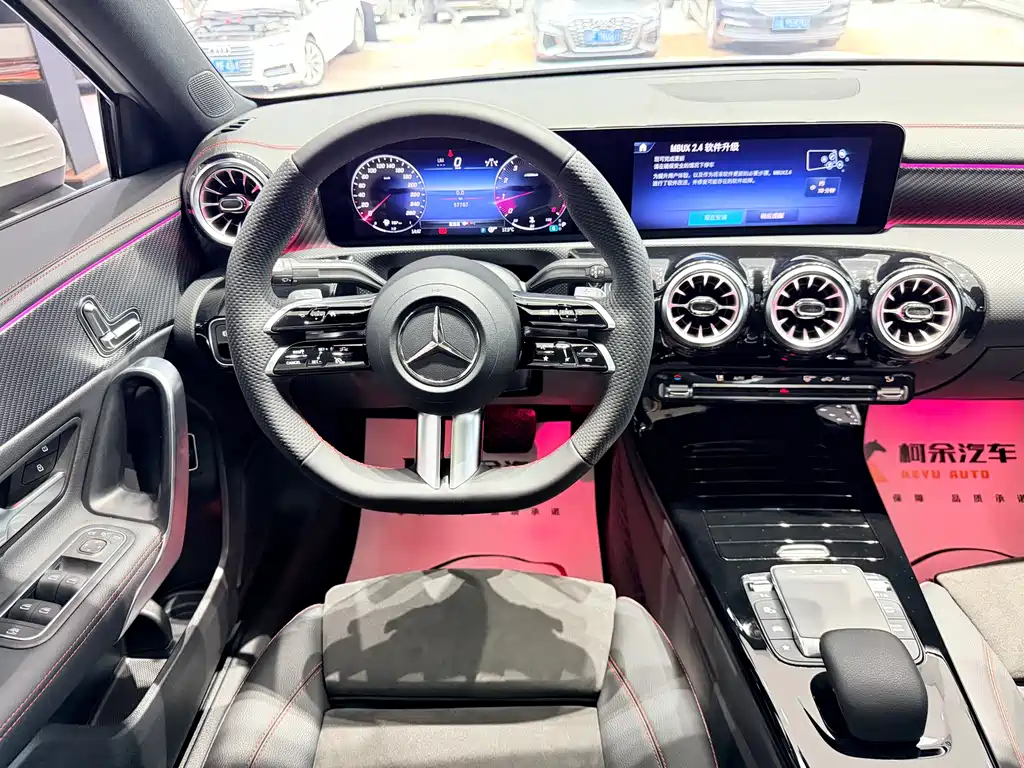 Mercedes-Benz A-Class 2023 — фото 10