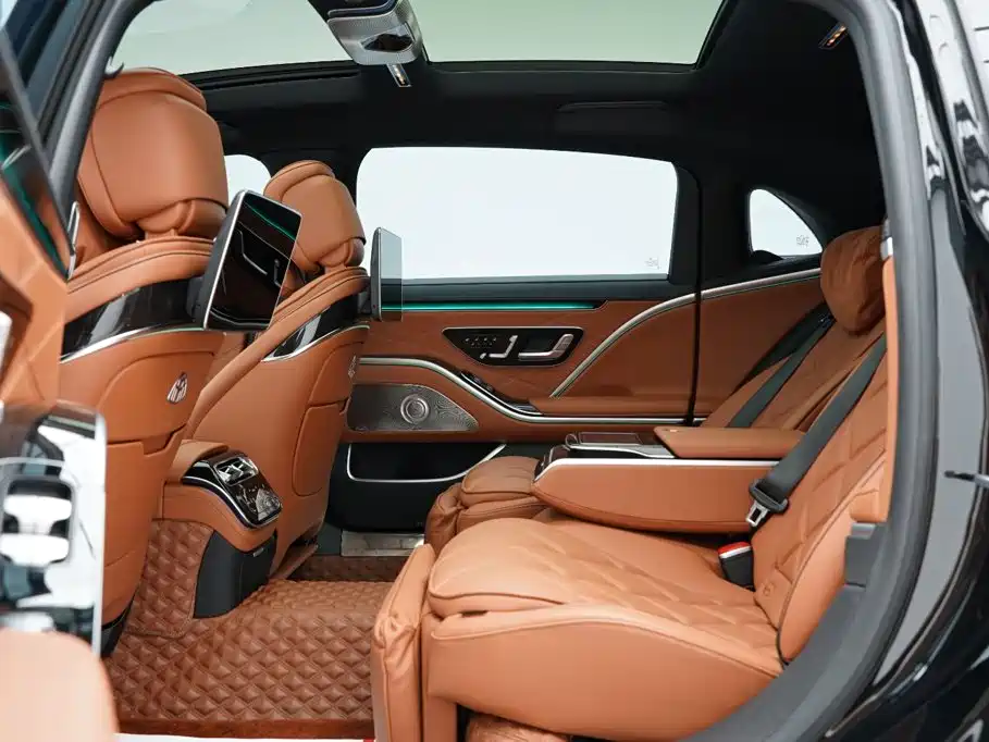 Mercedes-Benz Maybach S-Class 2022 — фото 17