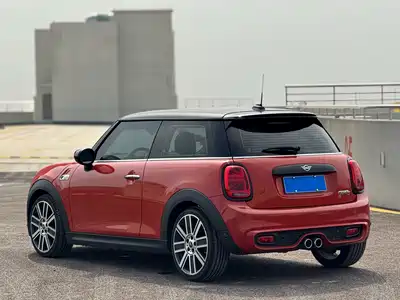 MINI MINI 2019
