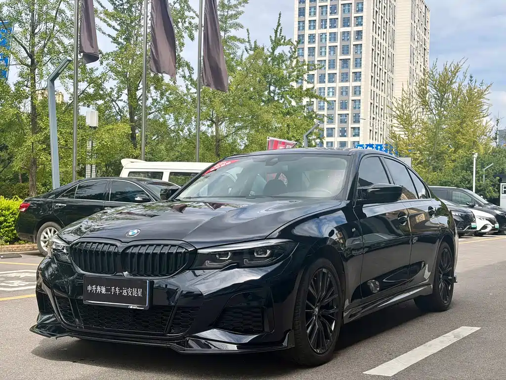 BMW 3 Series 2022