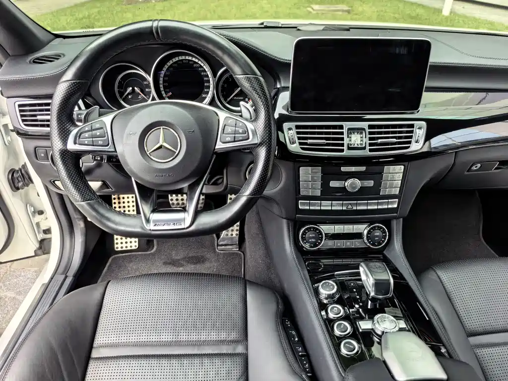 Mercedes-Benz CLS AMG 2018 — фото 9